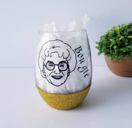 Golden girls wine glass set, Betty White - Dorothy Zbornack, Sophia Petrillo, Rose Nylund, and Blanche Devere, gold wine glasses - Image 4