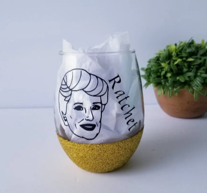 Golden girls wine glass set, Betty White - Dorothy Zbornack, Sophia Petrillo, Rose Nylund, and Blanche Devere, gold wine glasses - Image 5