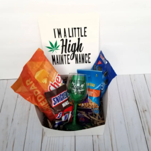Munchie box, 420 box, 420 munchie box, marijuana gift ideas, 420 gift set, weed head box, pothead gift, weed glass, mary jane gift