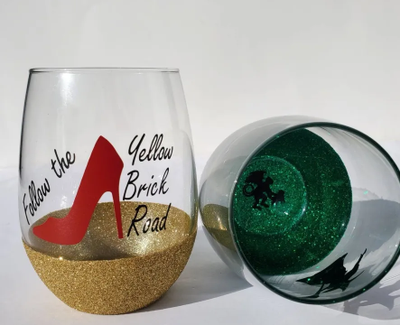 Wizard of Oz theme glass, wicked witch glass, Dorothy theme glass, follow brick road, Movie theme stemless glass - Image 4